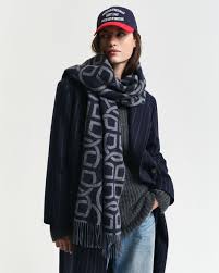 G pattern wool scarf